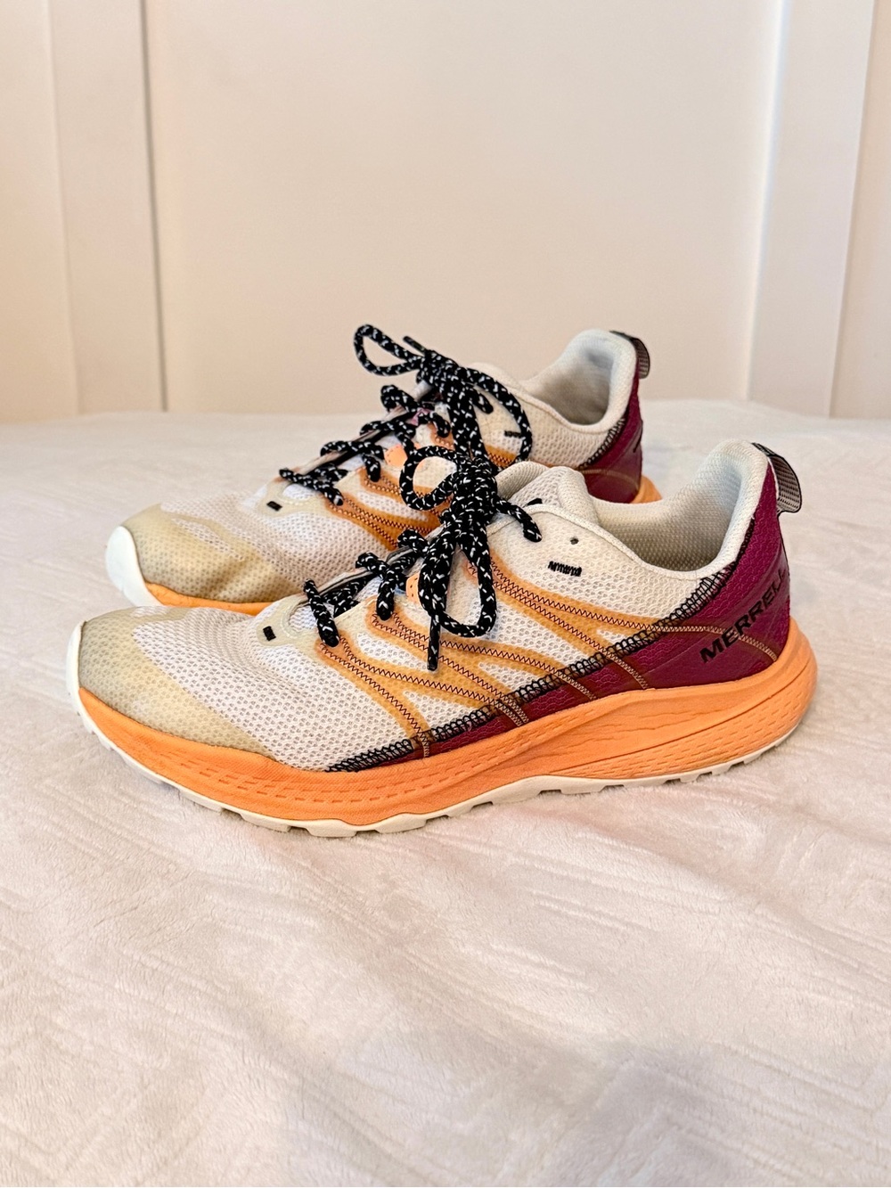 Merrell Women's Bravada 2 Breeze Size 9.5 White Hi C sneakers J037082
